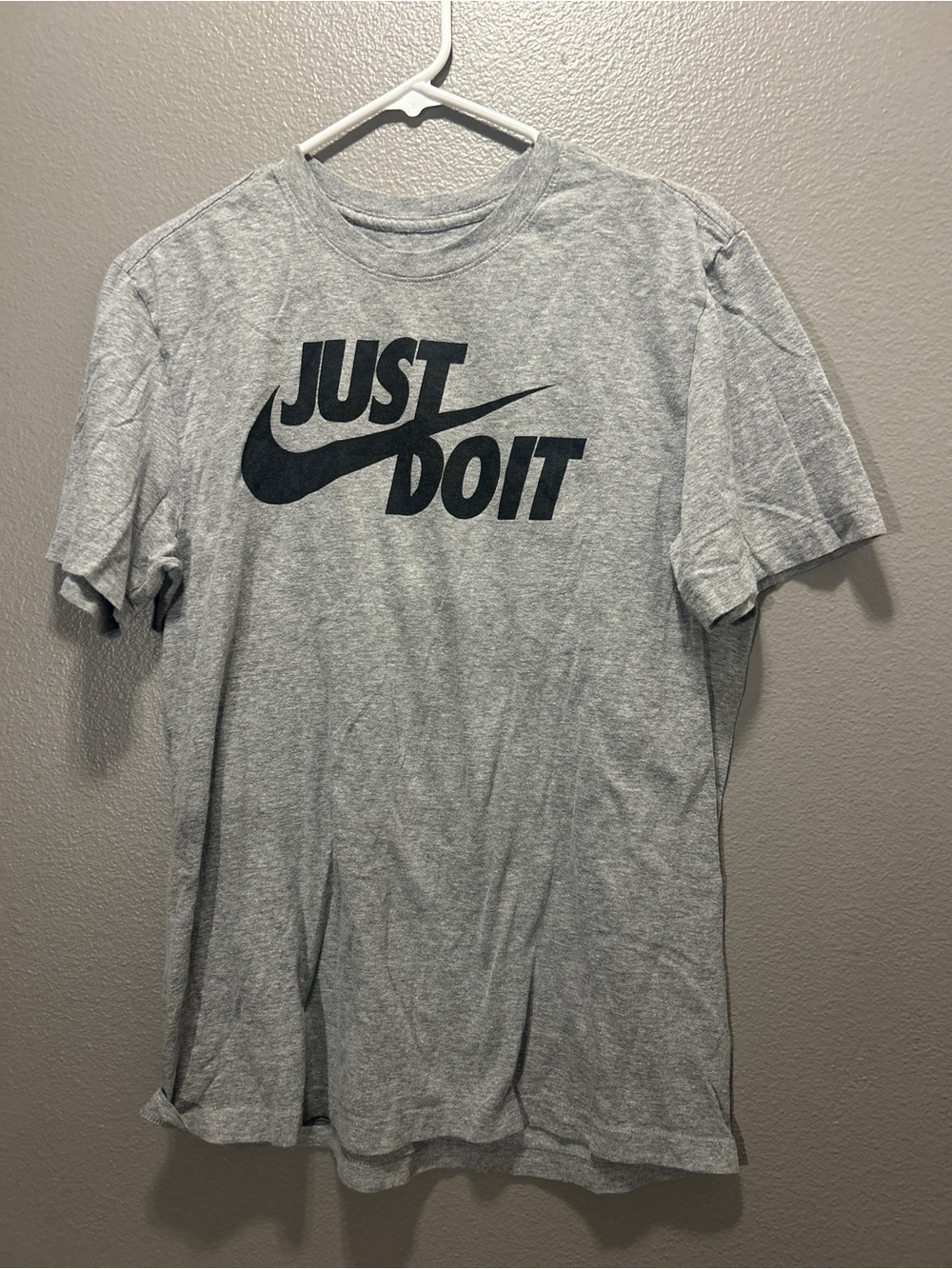 Nike Mens Just Do It Tee M Gray Black Swoosh Logo Short Sleeve Graphic T-Shirt